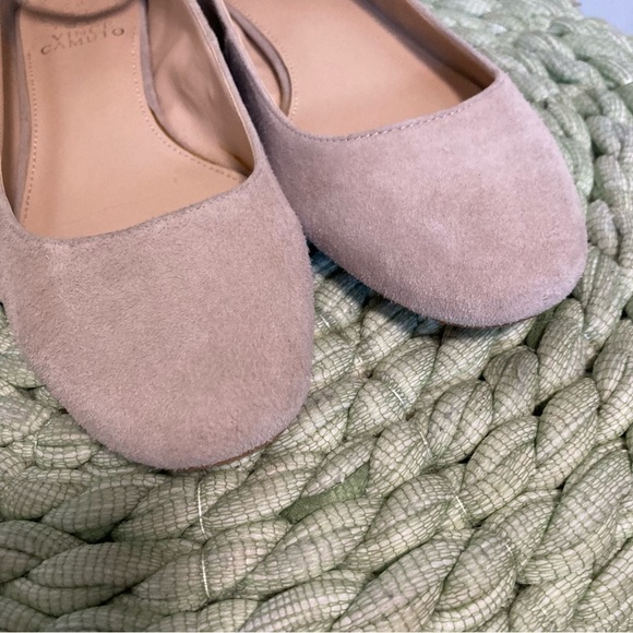 Vince Camuto Attera Cream Tipsy Taupe Suede Ankle Wrap Round Toe Flats - Picture 7 of 8